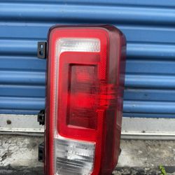 Ford Bronco 2021 2022 …  2023 2024 2025 Left Side Tail Light OEM