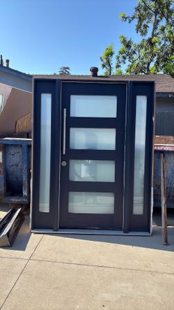 Entry door used