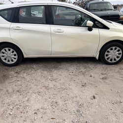 2015 Nissan Versa Note