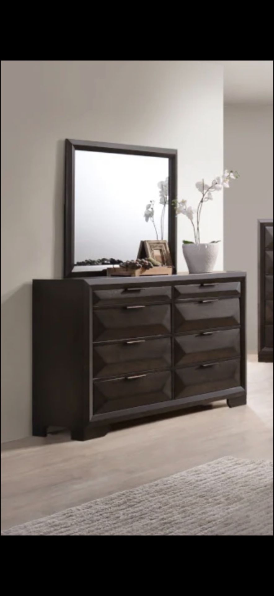 Dresser With Adjustable Mirror