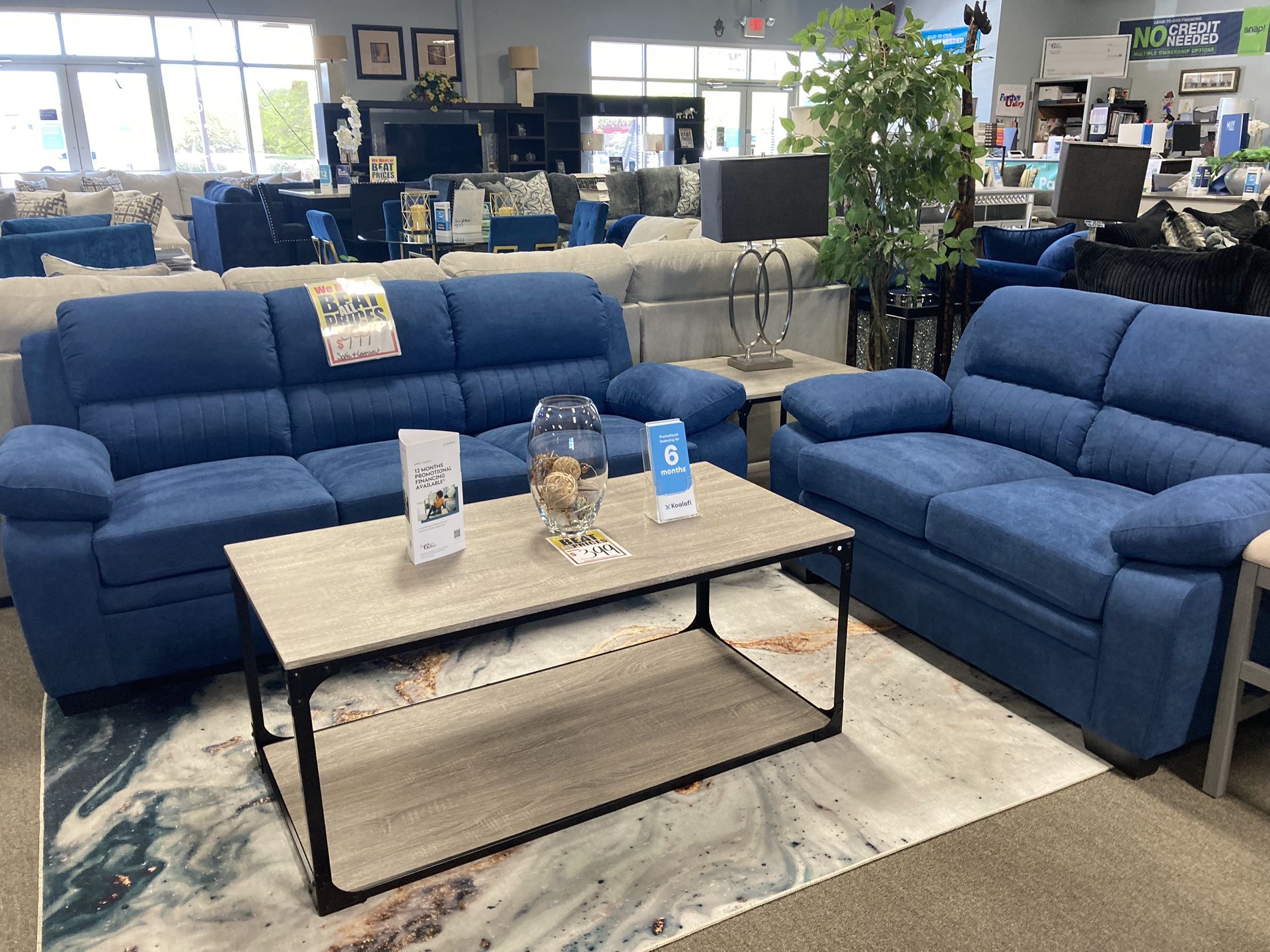 Blue sofa loveseat 💙🙌🏼 $899