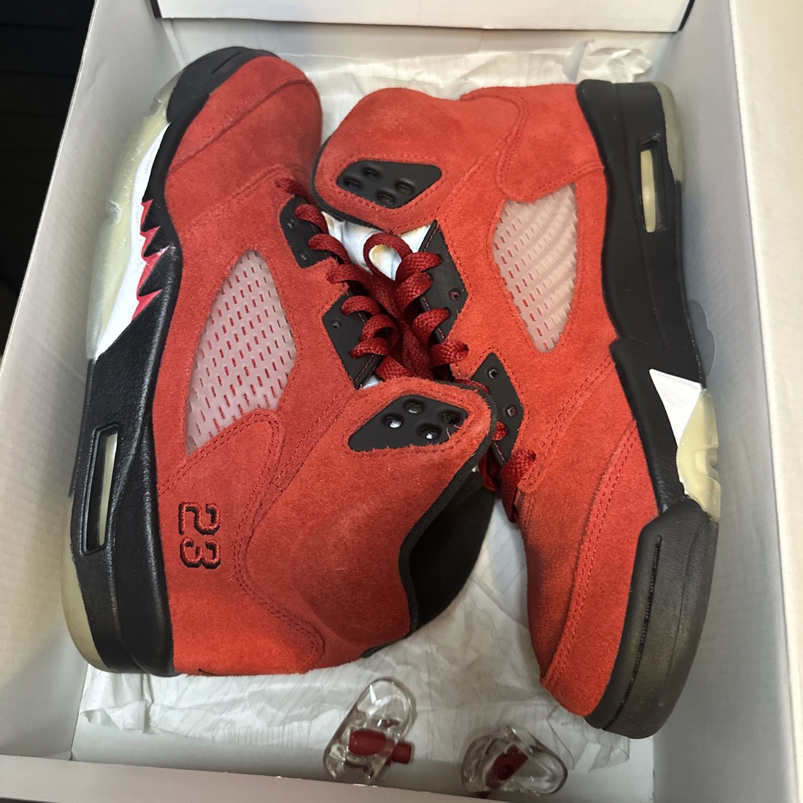 Jordan 5 Raging Bull