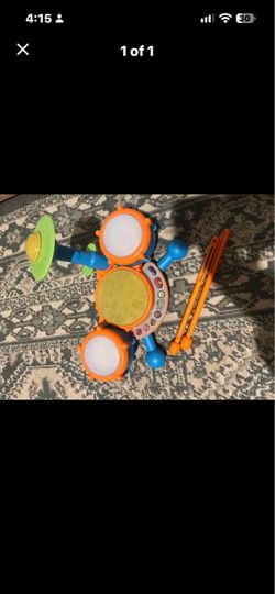 Toddler drum set