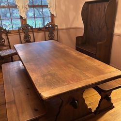 Colonial Dining Room Set