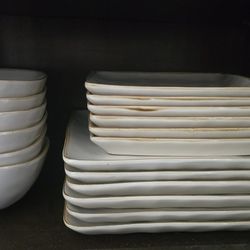 Famiware Ocean Square Plates and Bowls Set, 18 pieces 