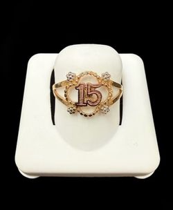 Quinceañera 15 Heart Ring 10k 3 gold 7.5