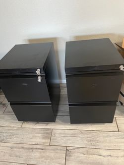 Like New File cabinets