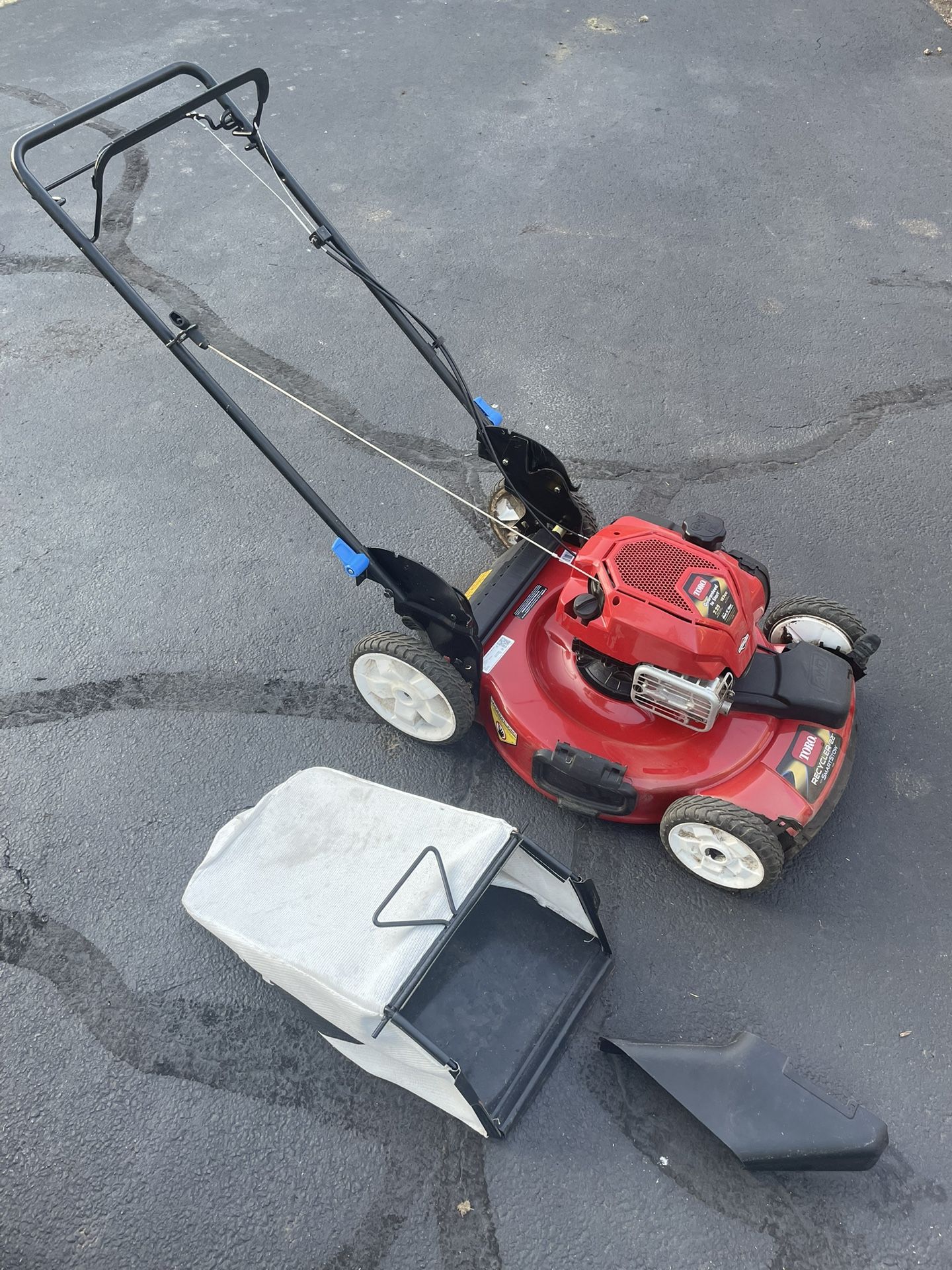 Toro 22” Recycler 7.25hp SmartStow FWD Self Propelled Lawn Mower