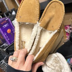 Slippers Size 5 Kookaburra By Ugg New