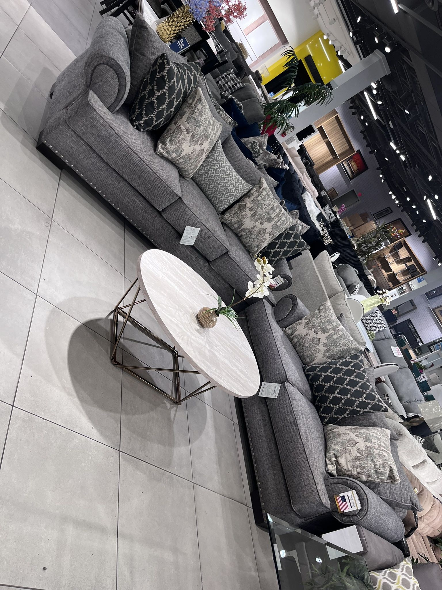 Beautiful And Comfortable Sofa Set đź©¶ Grey Fabric