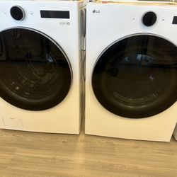 LG Front Loader Washer And Dryer New 1 Yr Warranty 