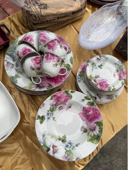 YARD SALE