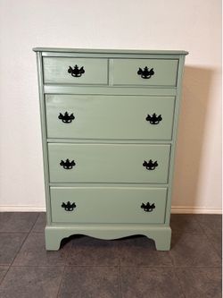 4 Drawer Dresser