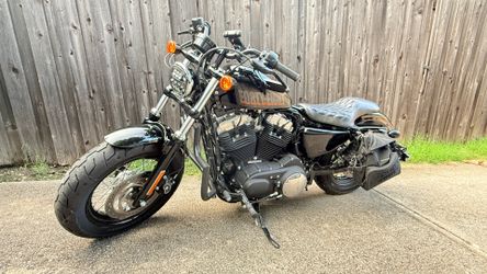 2014 Harley-Davidson Sportster Forty-Eight (XL1200X) – Low Miles – $4,750 OBO