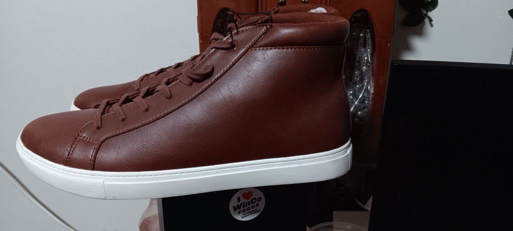 Brand NEW W/Out Tags Brown Mens Shoes