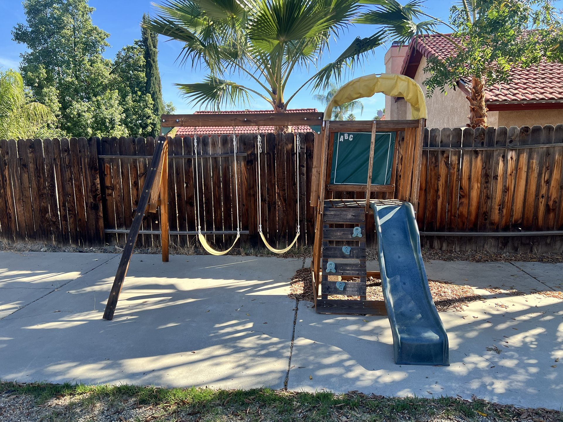 Swing set/Slide Play