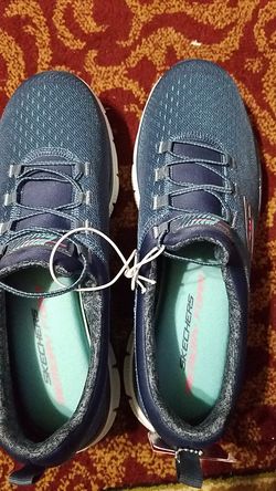 Womens Sketcher memory foam size 10