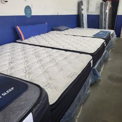 🎉New Queen Mattresses🎉