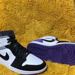 Size 11 - Jordan 1 Mid SE Black/Varsity Purple/White 852542-105.  