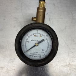 Snap on Bluepoint tire gauge