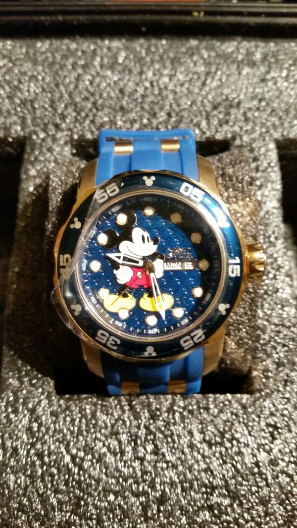 invicta mickey mouse pro diver