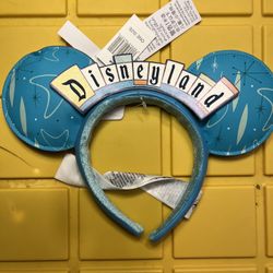 Disneyland Theme Minnie Mouse Ears 