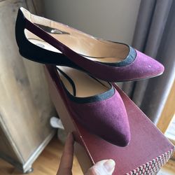 Black & Burgundy Size 9 Flats