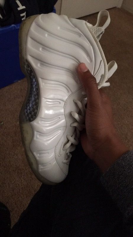 Whiteout foams sz9