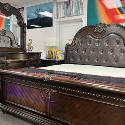 🤩🤩Queen 5pc Bedroom Set On Furniture Liquidation Now $1399 🤩🤩