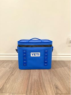 YETI Hopper Flip 18 Soft-Side Cooler - Royal Blue 18qt