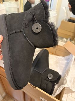 Brand New Uggs