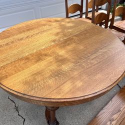 Antique Oak Table And 6 Chairs