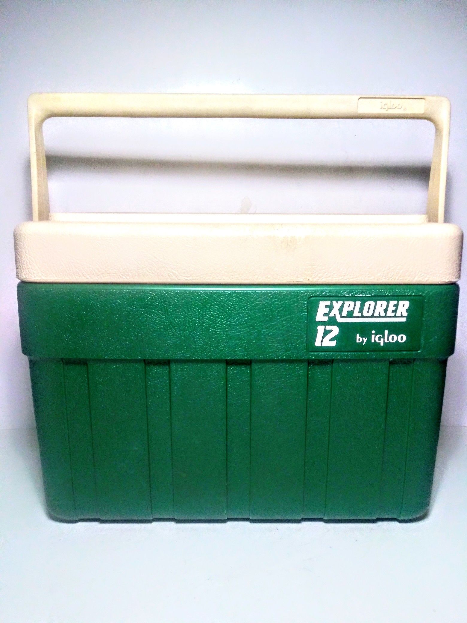 Vintage Explorer 12 Igloo Cooler