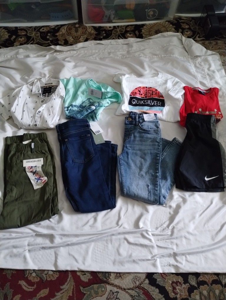 Ropa De Niño Size 6/7 Nuevo Todos Por $40