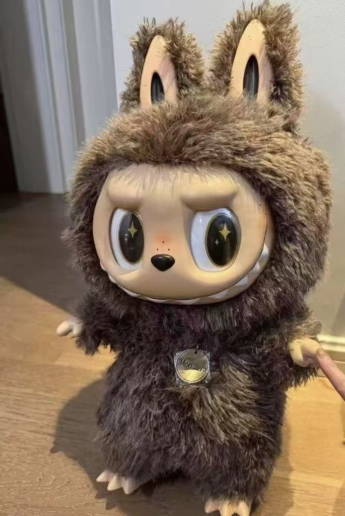 Labubu Time to Chill Vinyl Plush Doll