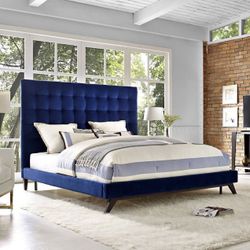 SALE !!!!! Eden Navy Velvet Bed in Queen Size
