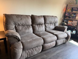 Reclining sofas