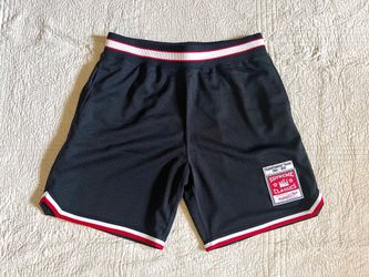 Supreme X Mitchell & Ness Black Mesh Championship Basketball Shorts Size Medium