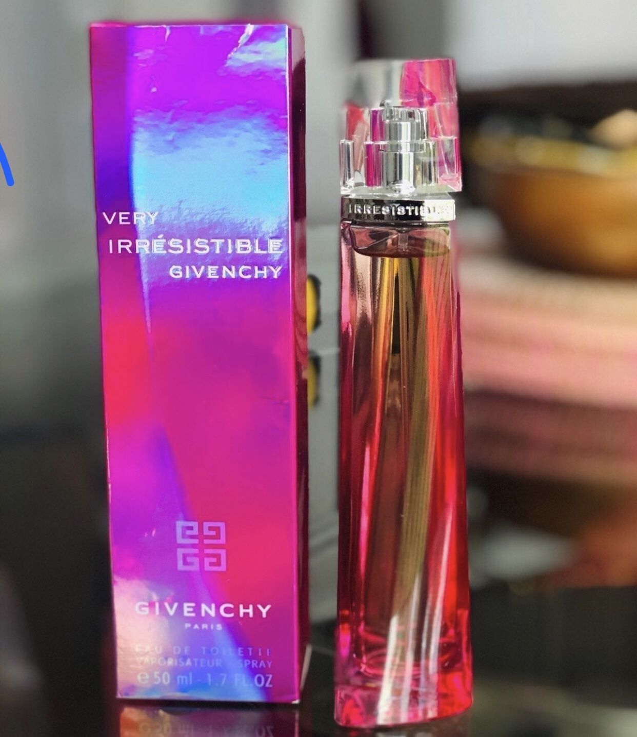 Givenchy Very Irresistible Perfume 