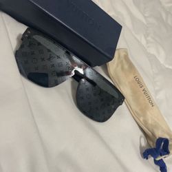 Louis Vuitton LV Sunglasses 