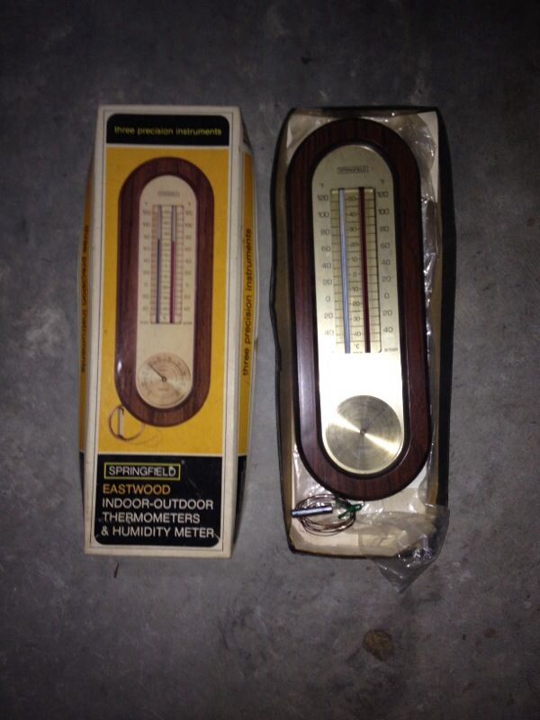 Thermometer/humidity meter