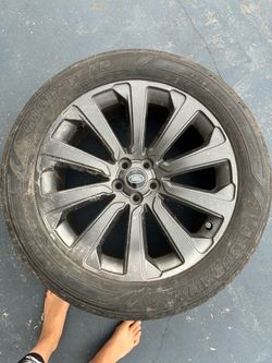 Land Rover 20” OEM Rim & Goodyear Tire – 255/50R20