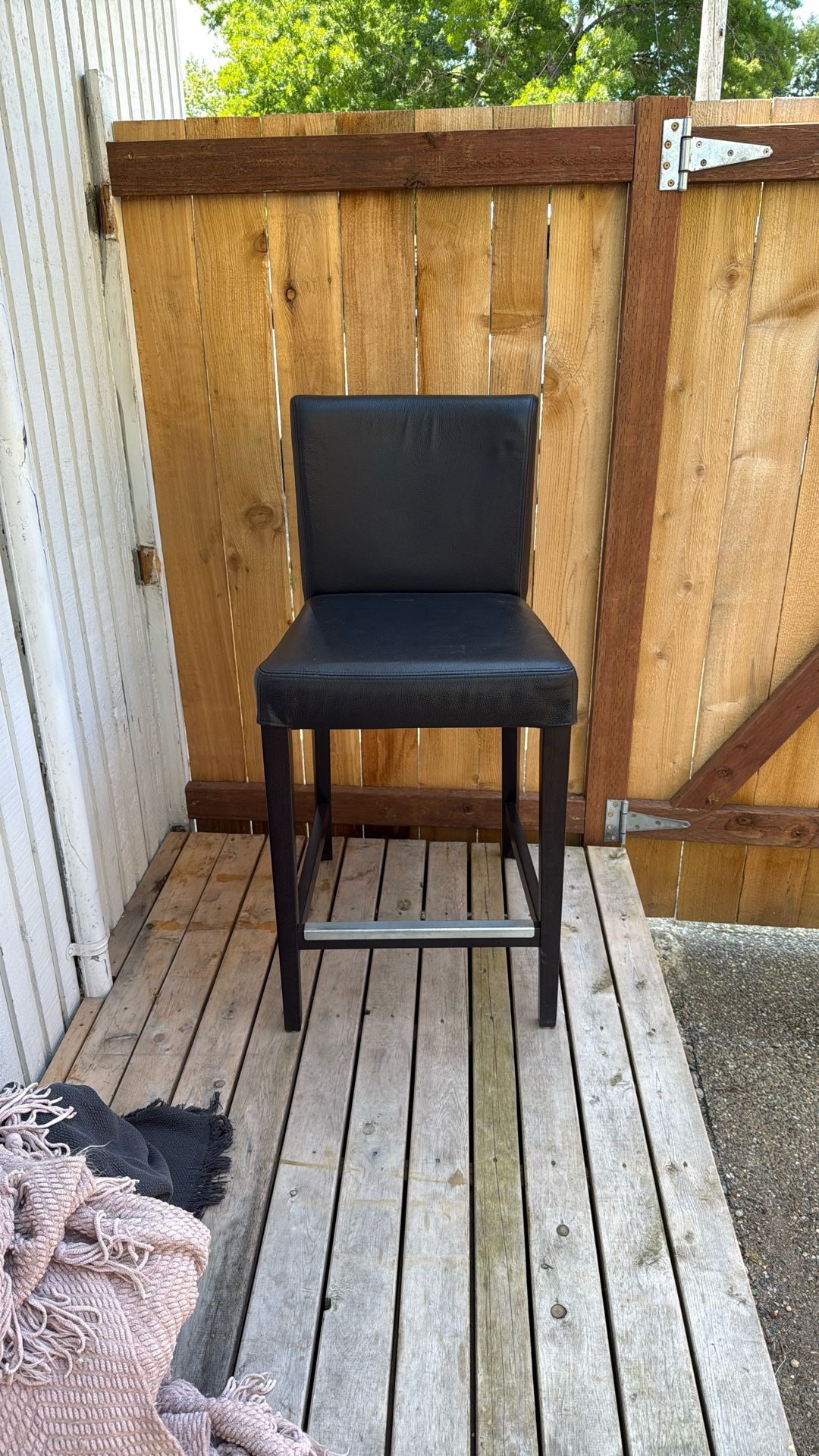 HENRIKSDAL CHAIR SET