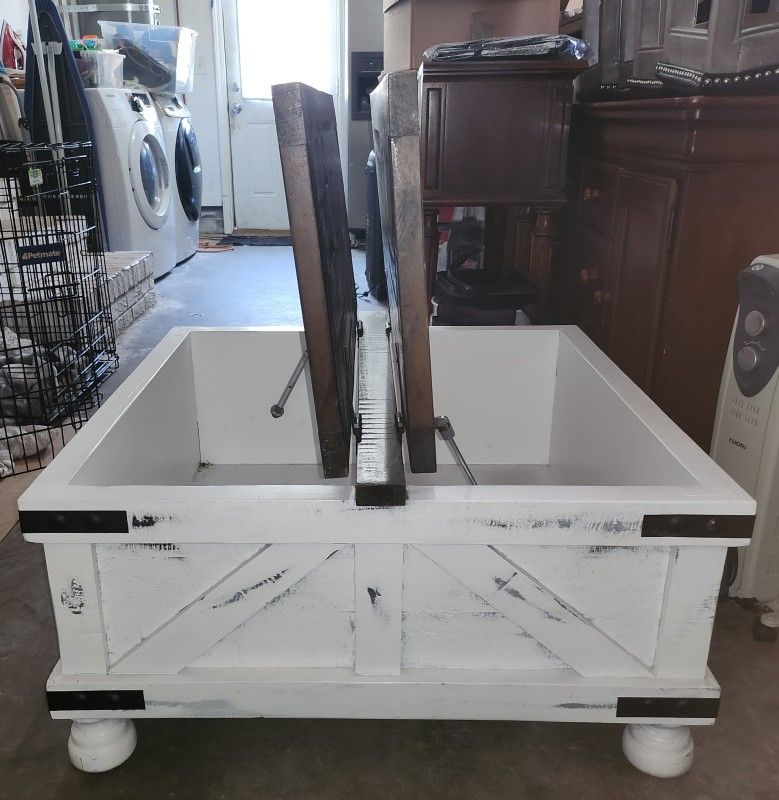 Coffee Table With Storage