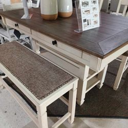 Bolanburg Whitewash High Counter Dining Room Set (Table, Barstools, Bench) /P