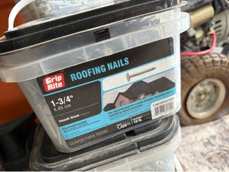 Roofing nails