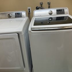 Samsung  Electric Washer And Gas Dryer 