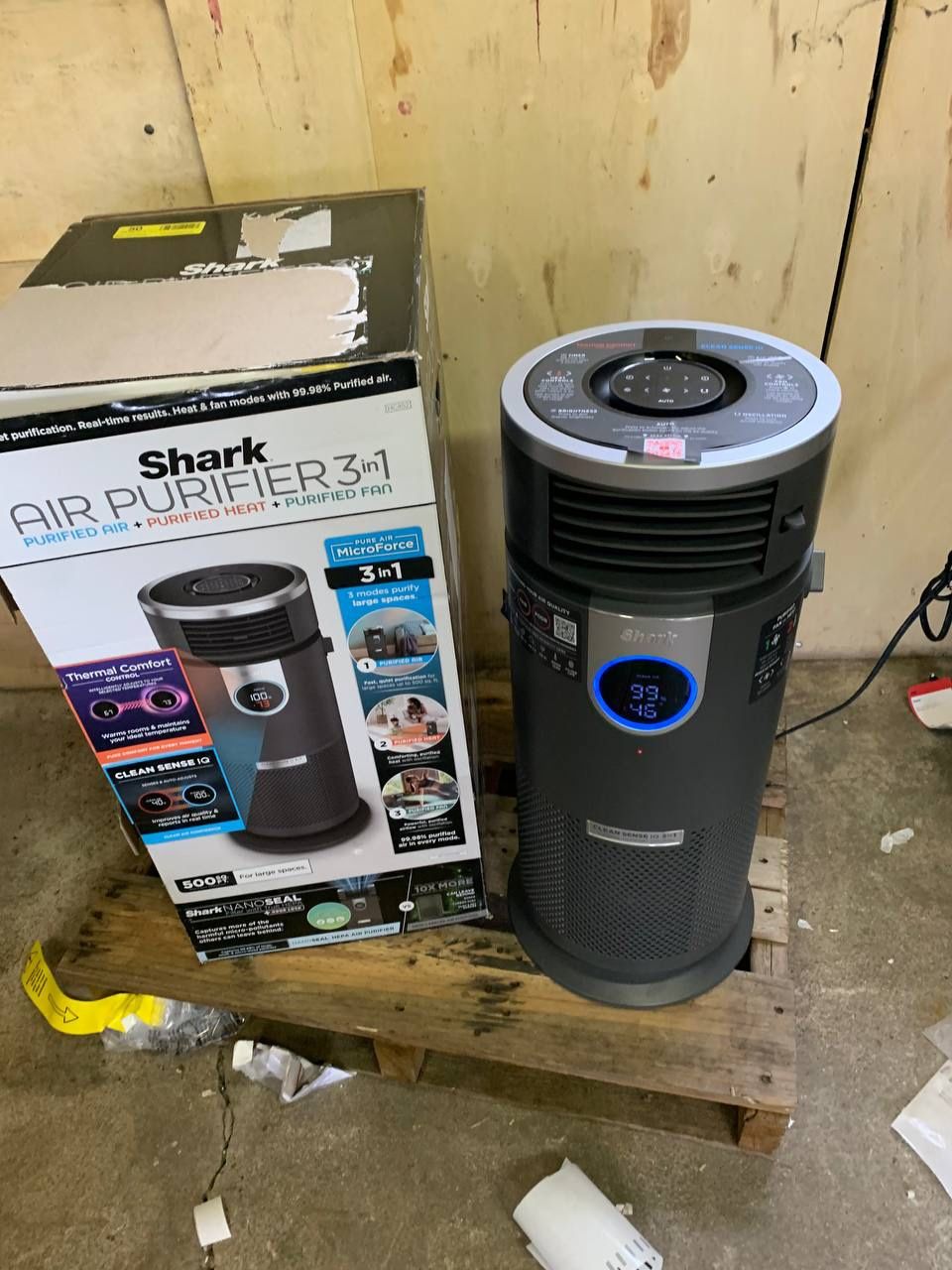 Shark - 3-in-1 Air Purifier, Heater & Fan with NanoSeal HEPA, Cleansense IQ, Odor Lock, for 500 Sq. Ft - Grey [HC452]