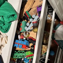 Wooden Train Sets And Accessories 