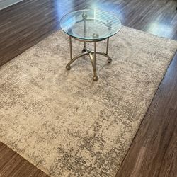 Carpet And Center Piece